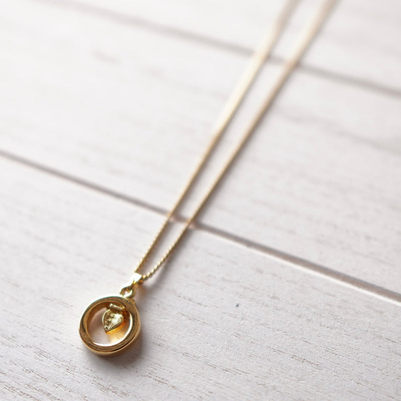 Heart Motif Gold Necklace - NEWSED