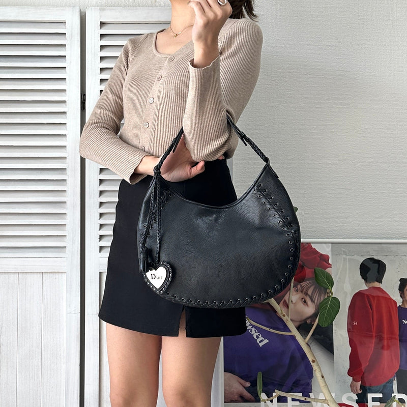 Heart Motif Logo Strap Leather One Shoulder Bag - NEWSED