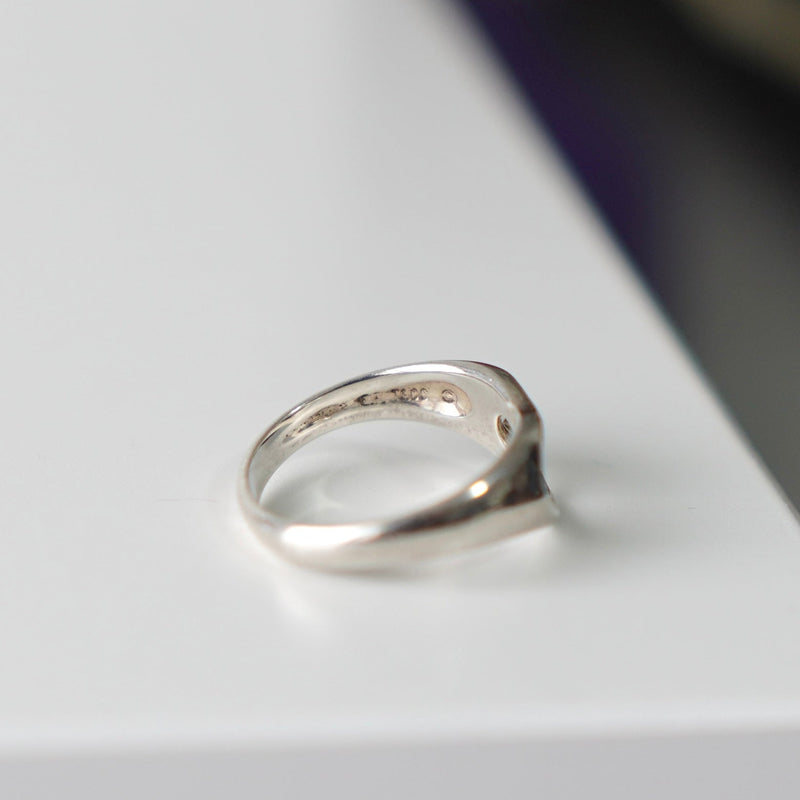 Heart Motif Silver Ring - NEWSED