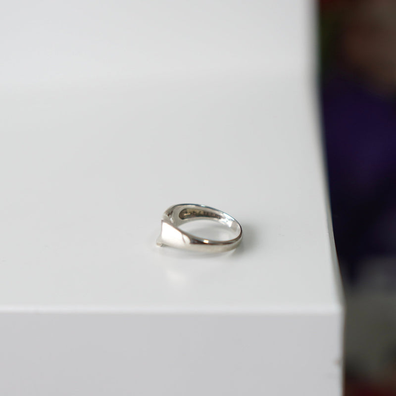 Heart Motif Silver Ring - NEWSED