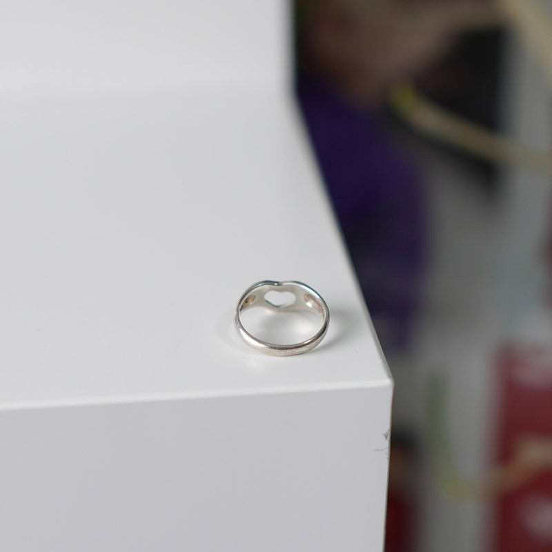 Heart Motif Silver Ring - NEWSED