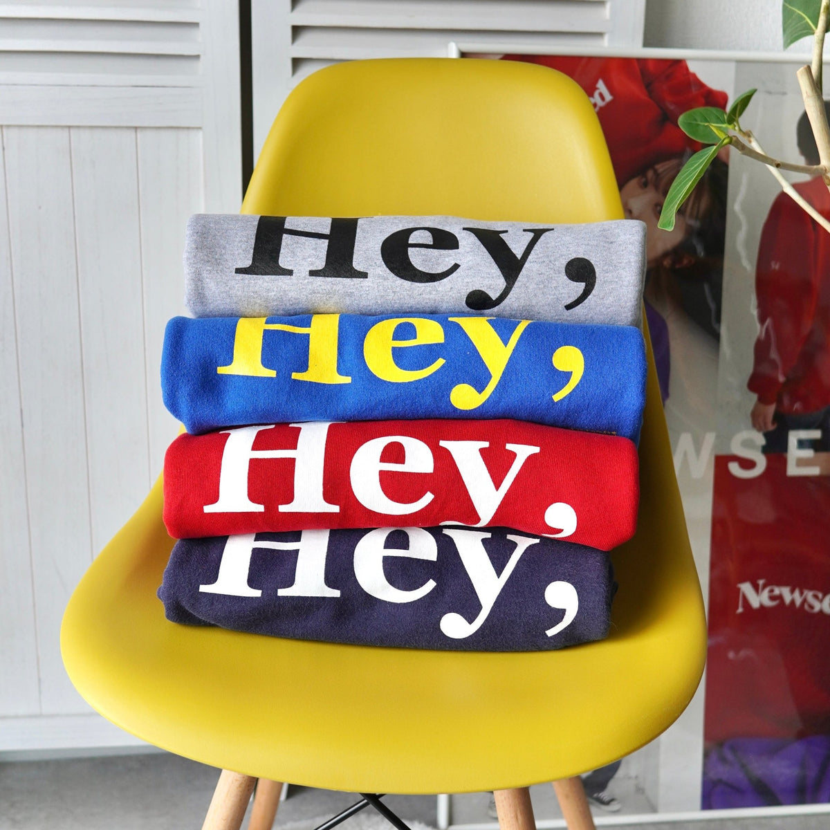 "Hey" Remake Sweatshirt - NEWSED