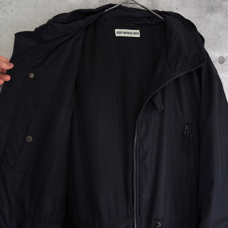 Hooded Poli Jacket - NEWSED