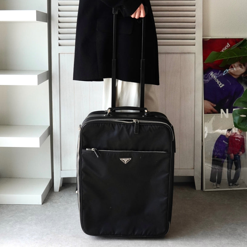 プラダ テスート ポコノ ナイロン / サフィアーノレザー トライアングルロゴ / キャリーバッグ ブラック