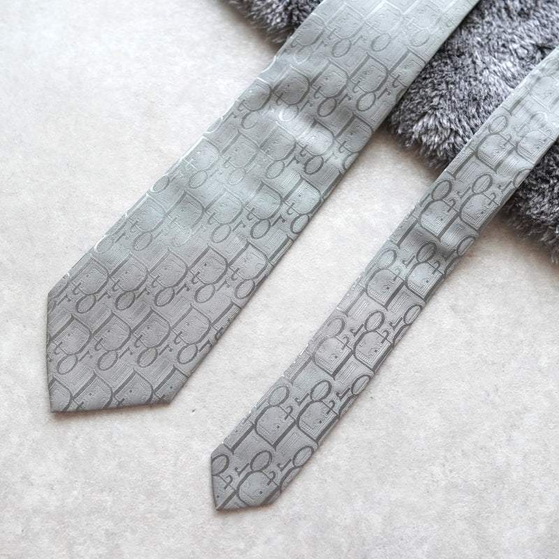 Trotter Patterned Tie