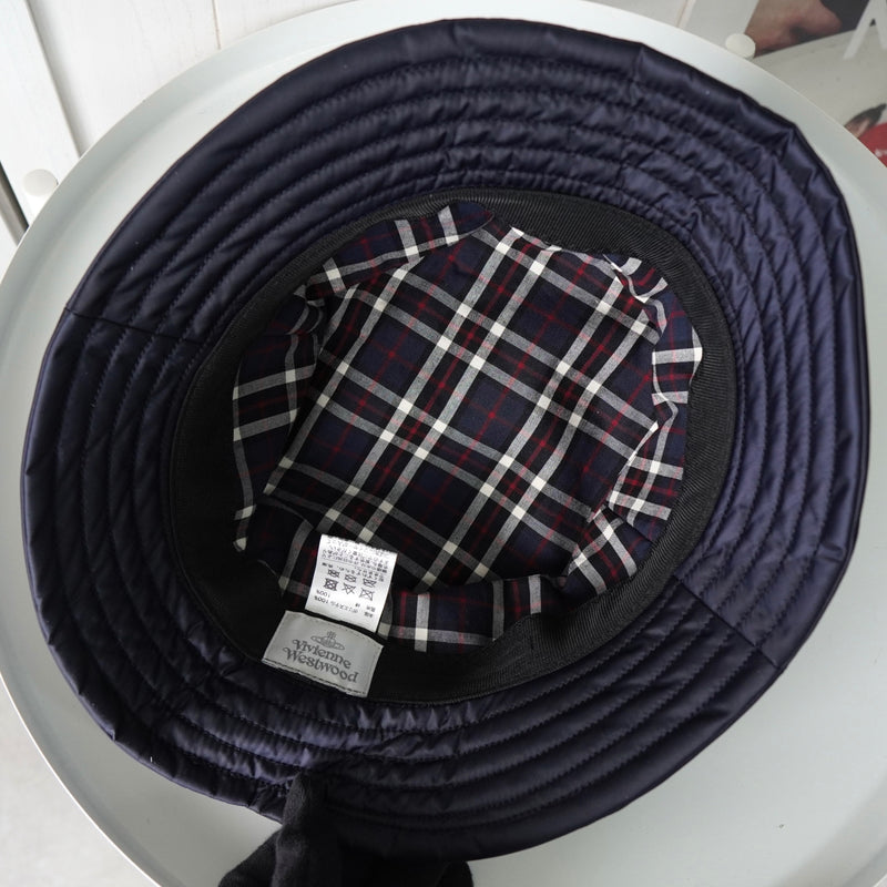 ヴィヴィアン ウエストウッド オーブ ナイロン バケットハット ネイビー