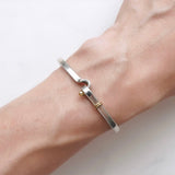 ティファニー フック＆アイ K18 × SV925 バングル ブレスレット コンビ 750 18金 シルバー925 - NEWSED