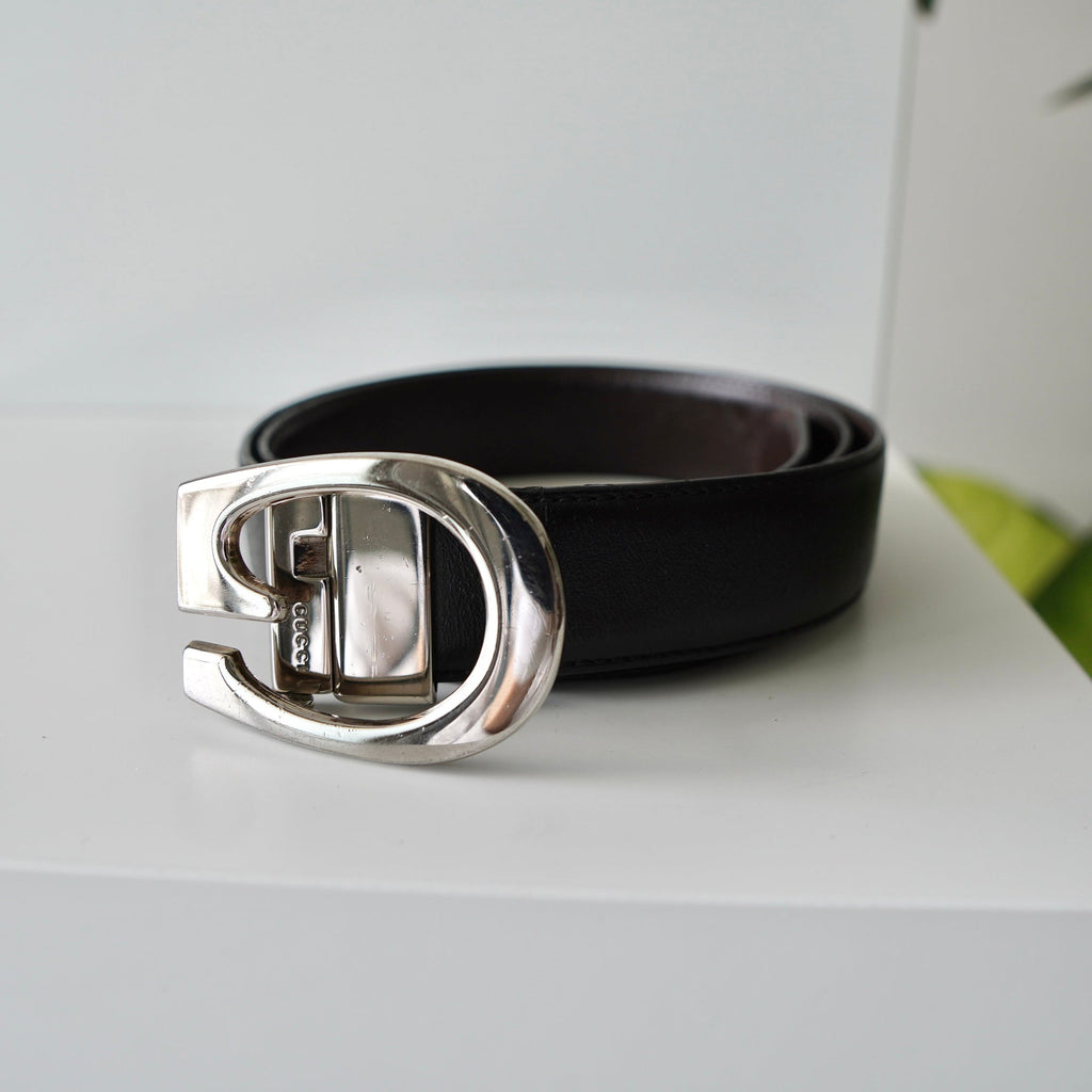 Logo buckle leather belt