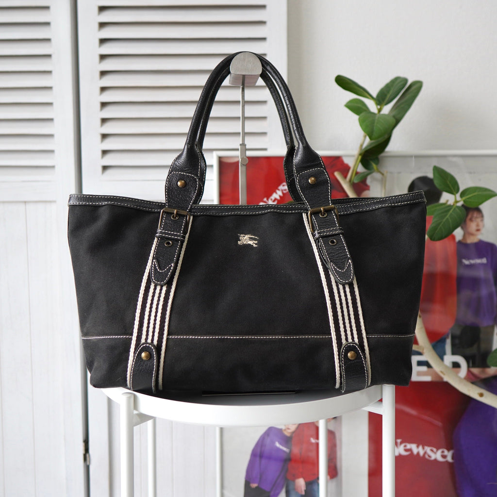 Logo Embroidery Line Tote Bag