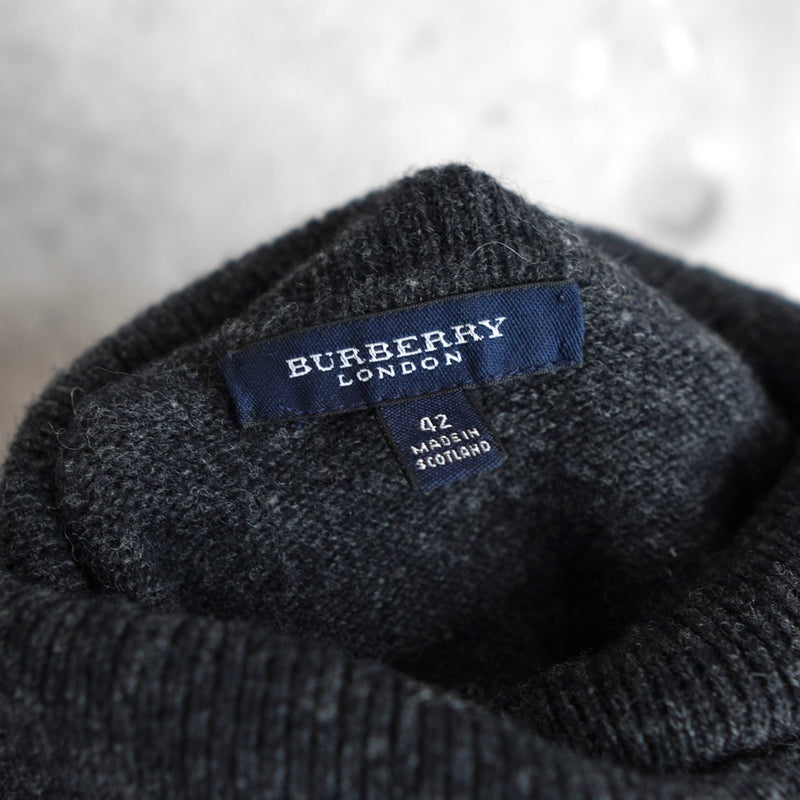 Logo Embroidery Turtleneck Sweater｜Made in Scotland - NEWSED