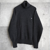 Logo Embroidery Turtleneck Sweater｜Made in Scotland - NEWSED