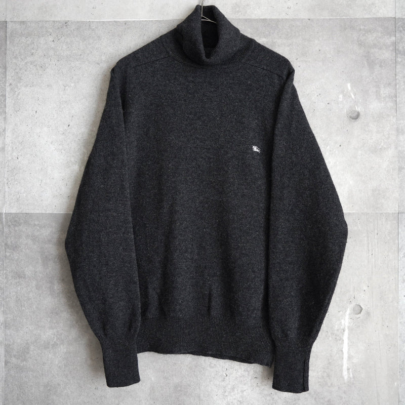 Logo Embroidery Turtleneck Sweater｜Made in Scotland - NEWSED