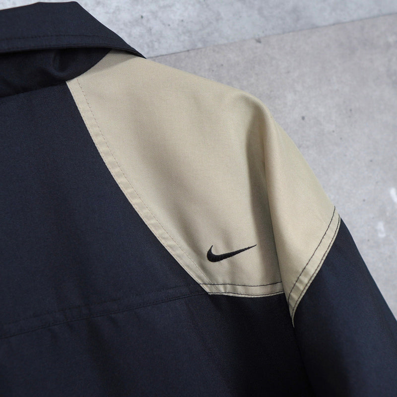 Logo Embroidery Two - tone Coloring Nylon Jacket - NEWSED