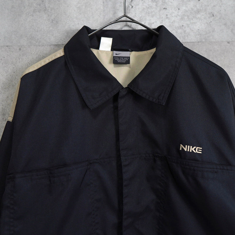 Logo Embroidery Two - tone Coloring Nylon Jacket - NEWSED