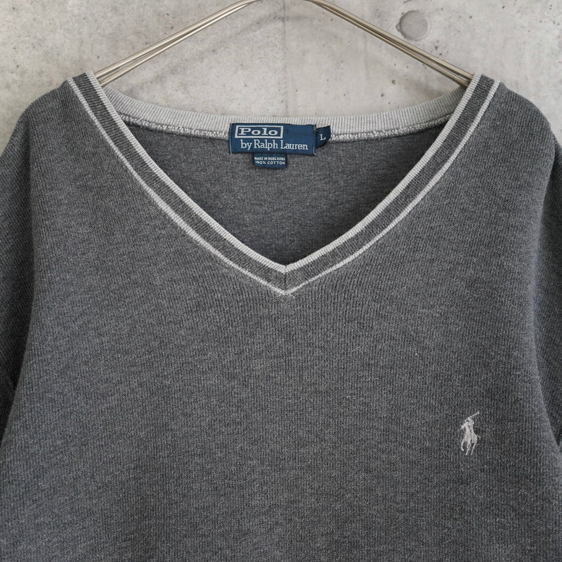 Logo Embroidery V - neck Sweater - NEWSED