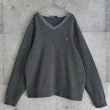 Logo Embroidery V - neck Sweater - NEWSED