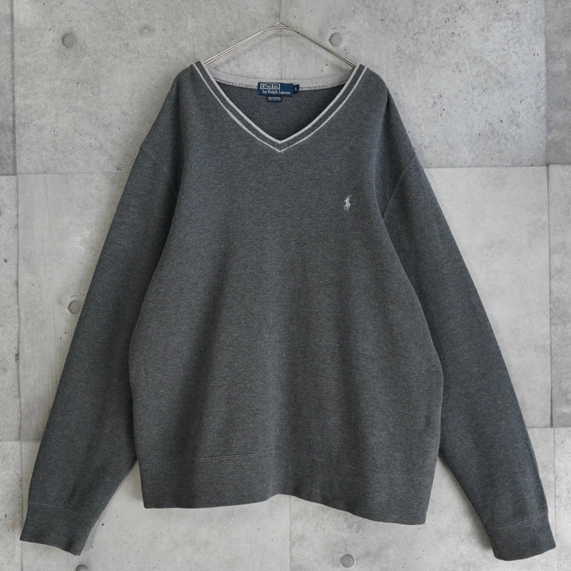 Logo Embroidery V - neck Sweater - NEWSED