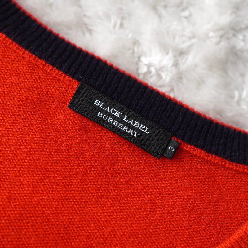 Logo Embroidery V - neck Sweater - NEWSED
