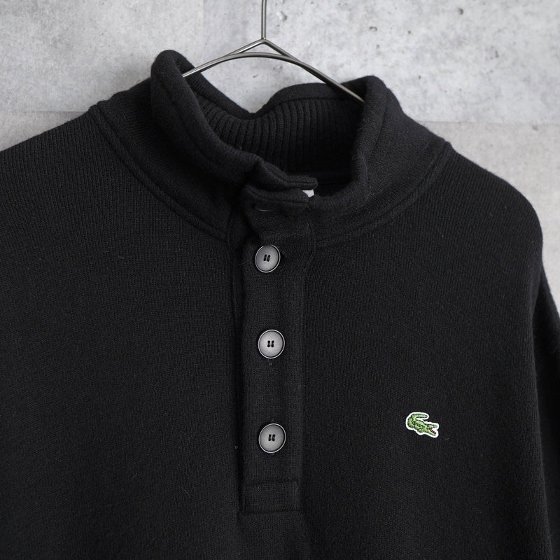 Logo Patch Half - button Swetaer - NEWSED