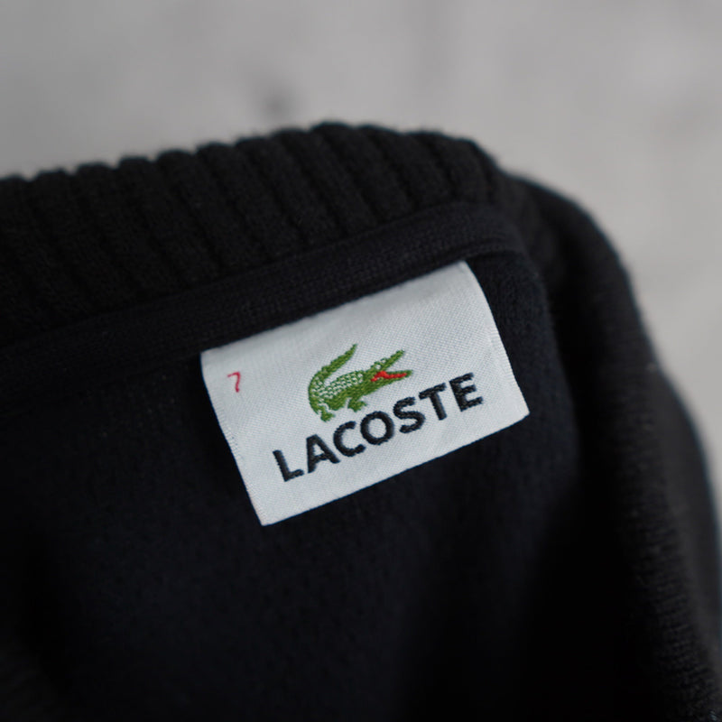 Logo Patch Half - button Swetaer - NEWSED