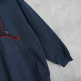 ナイキ ジョーダン パーカー ビッグロゴ グレー/レッド L〜XL相当 - NEWSED