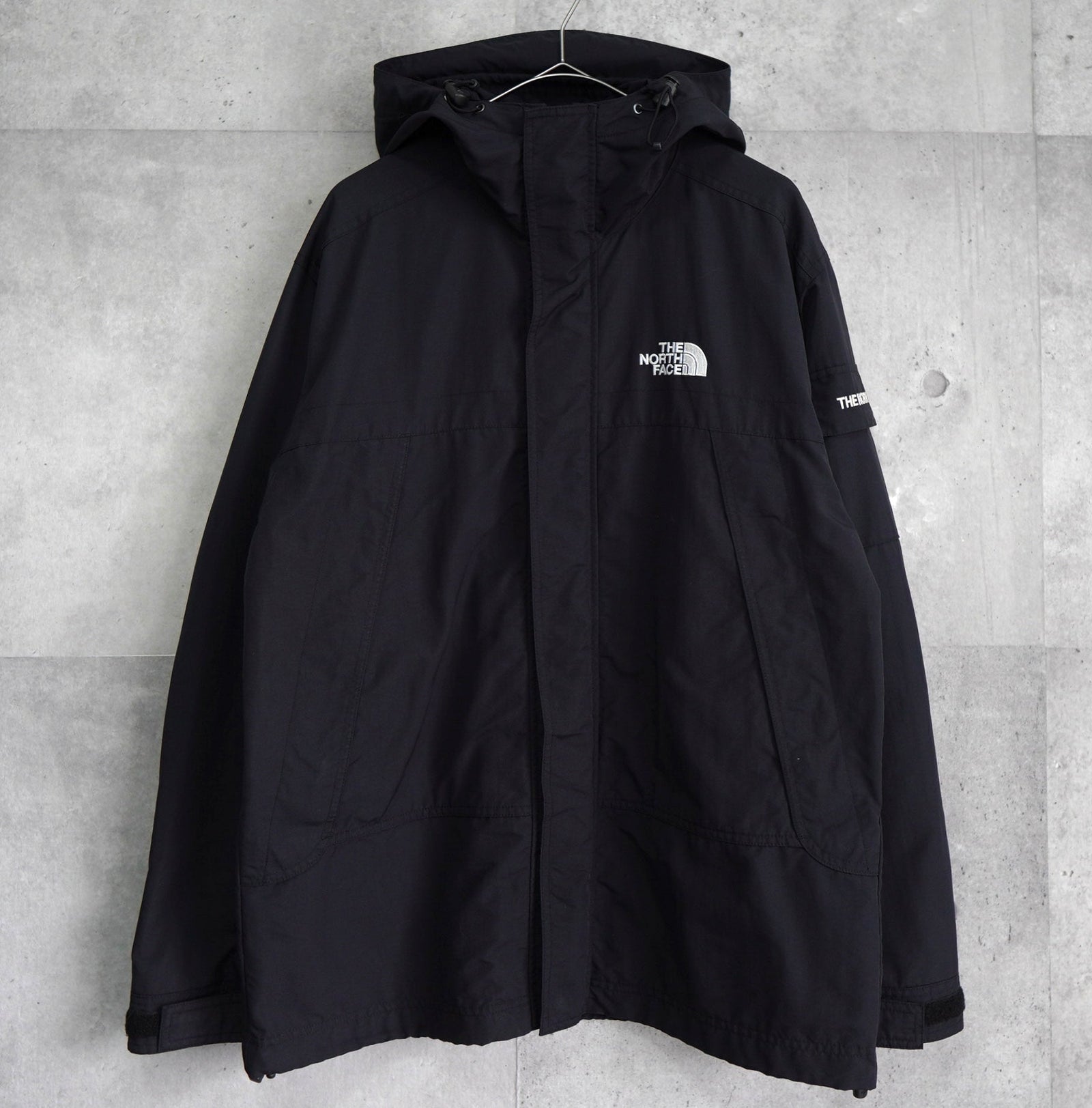 新品 ノースフェイス マウンテンジャケット （L）赤（レッド