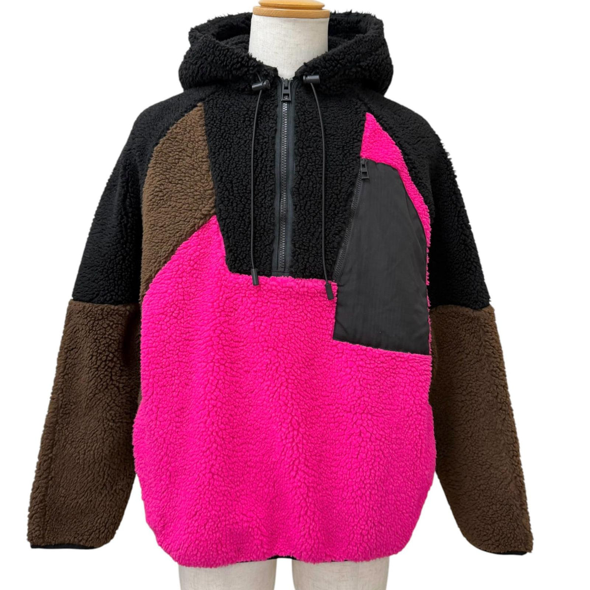 ロエベ ロゴワッペン ハーフジップ フリース パーカー ブラック M メンズ - NEWSED