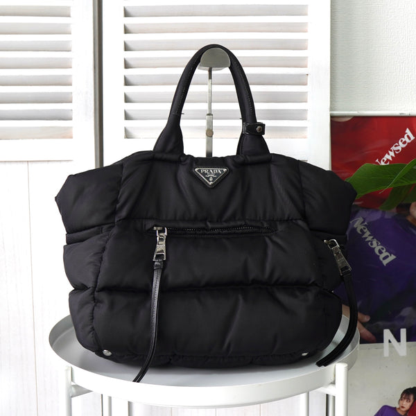 プラダ ナイロン キルティング 2way ハンドバッグ ショルダーバッグ トライアングルロゴ ブラック