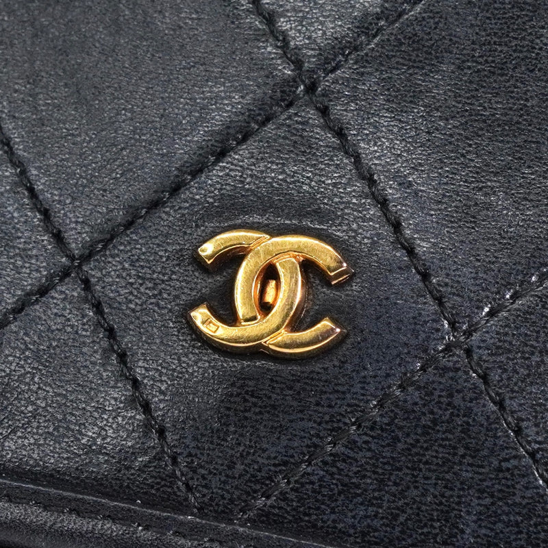 シャネル ココマーク プッシュロック マトラッセ ラムスキン チェーン ショルダーバッグ ブラック