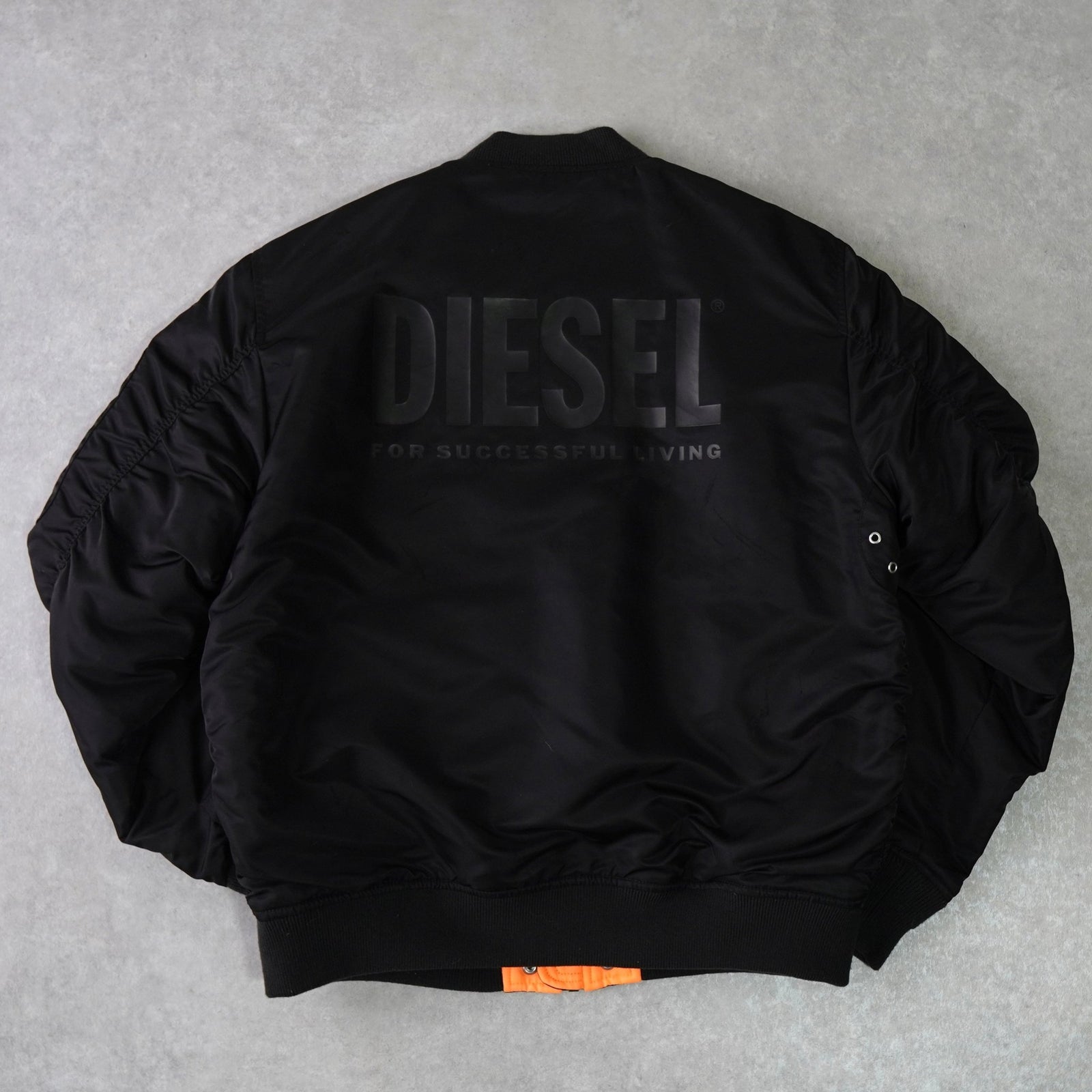 ディーゼル バックロゴ リバーシブル MA-1 メンズ ブラック / オレンジ
