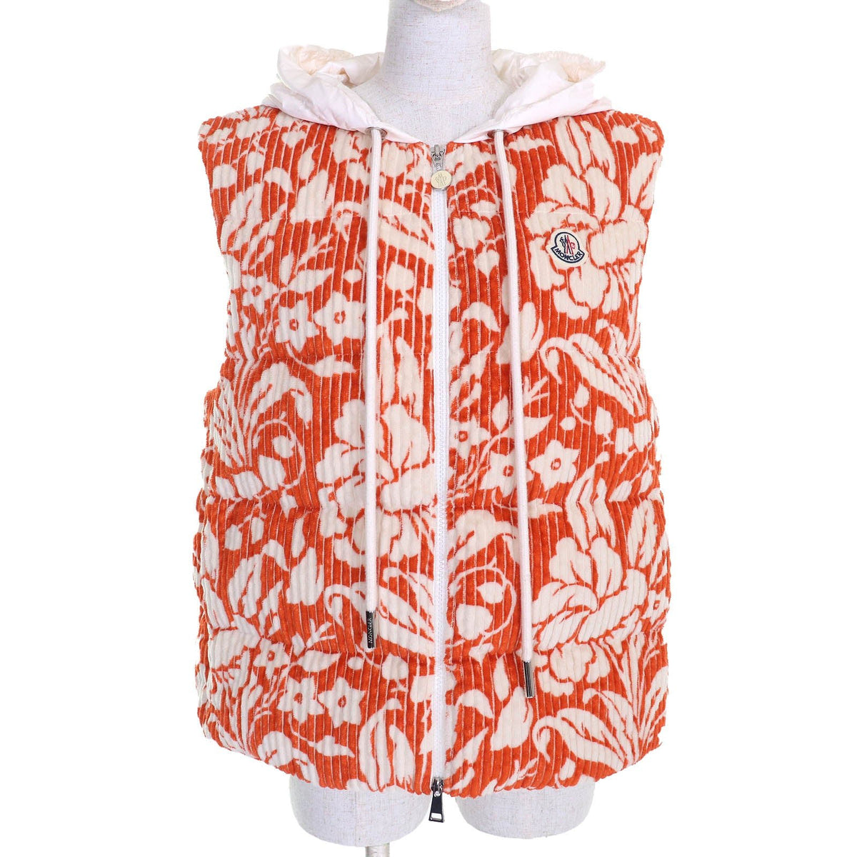 モンクレール MARCHAUD GILET 総柄 ロゴワッペン フード付き ダウンベスト アイボリー 0 レディース - NEWSED