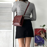 mast de Cartier Leather Shoulder Bag - NEWSED