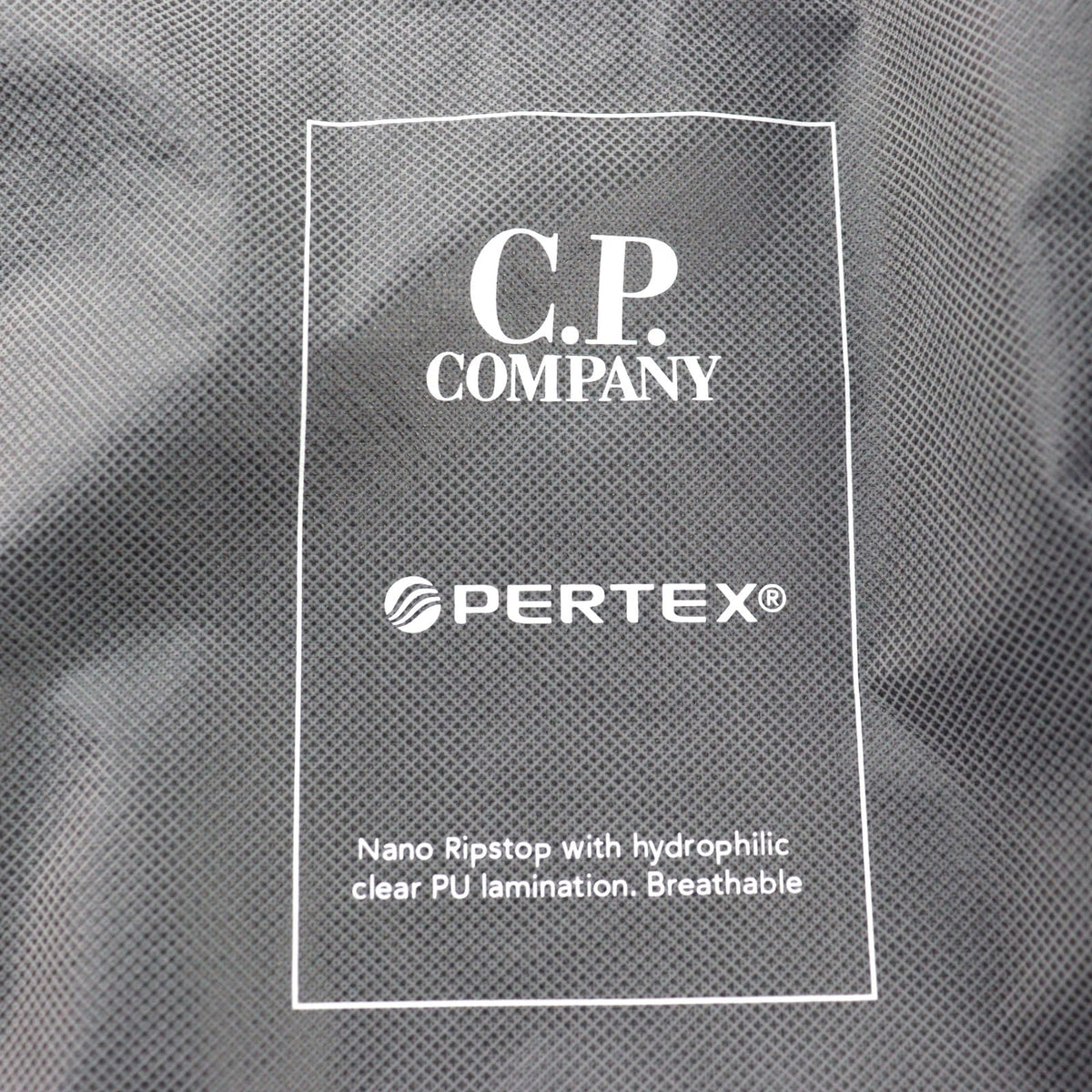 シーピーカンパニー Metropolis Series Pertex Hooded Bloom Jacket ロゴバッジ付き Petrex使用 フーデッド ダブルジップ ジャケット ブラック 52 メンズ - NEWSED
