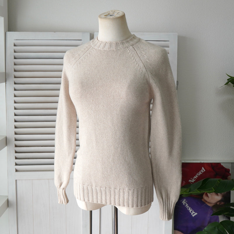 アーペーセー ニット アイボリー レディース