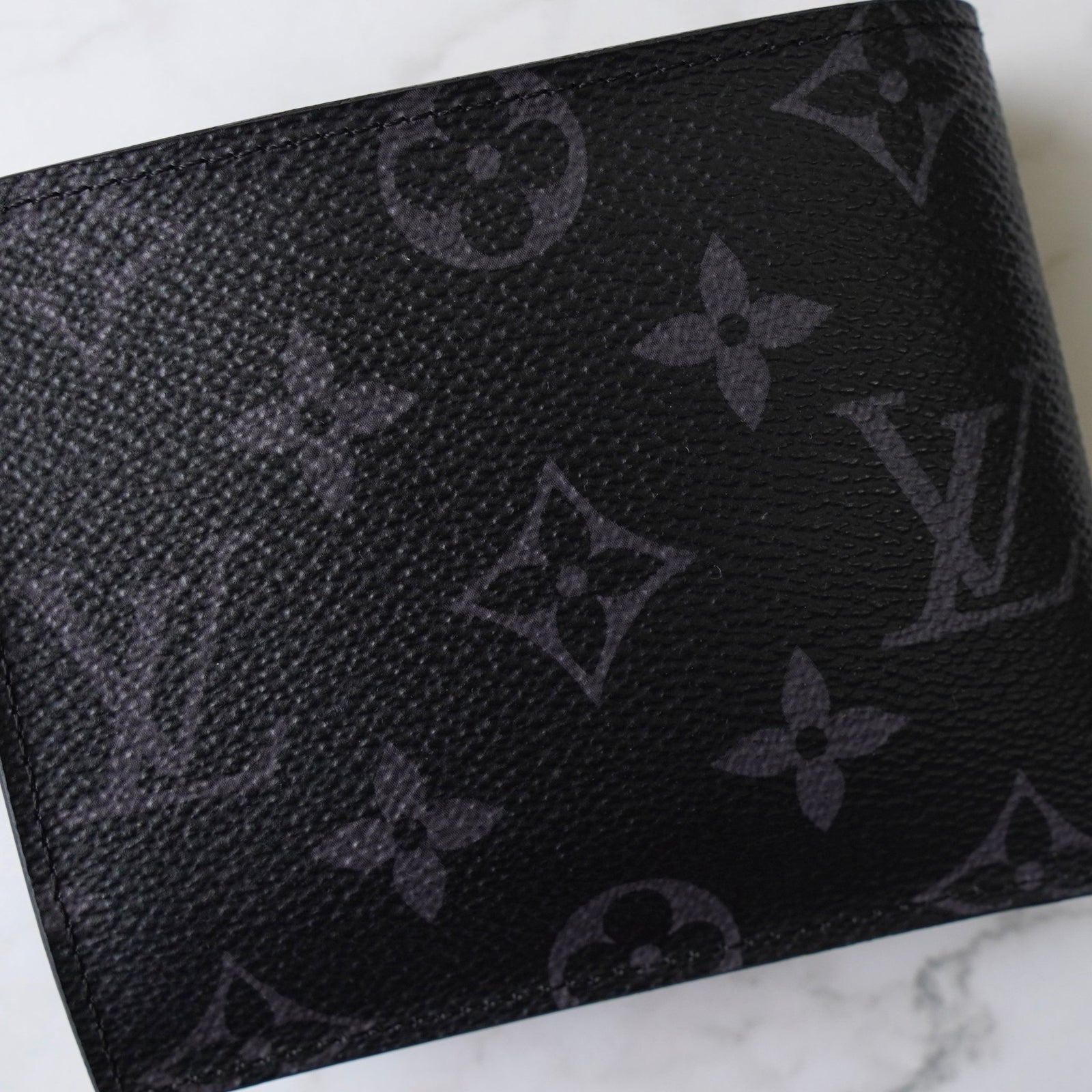 ルイ ヴィトン モノグラム・エクリプス ポルトフォイユ・マルコ NM 二