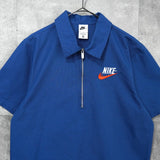NSW TREND OVERSHIRT ナイキ ロゴ ハーフジップ 半袖シャツ ブルーメンズ - NEWSED
