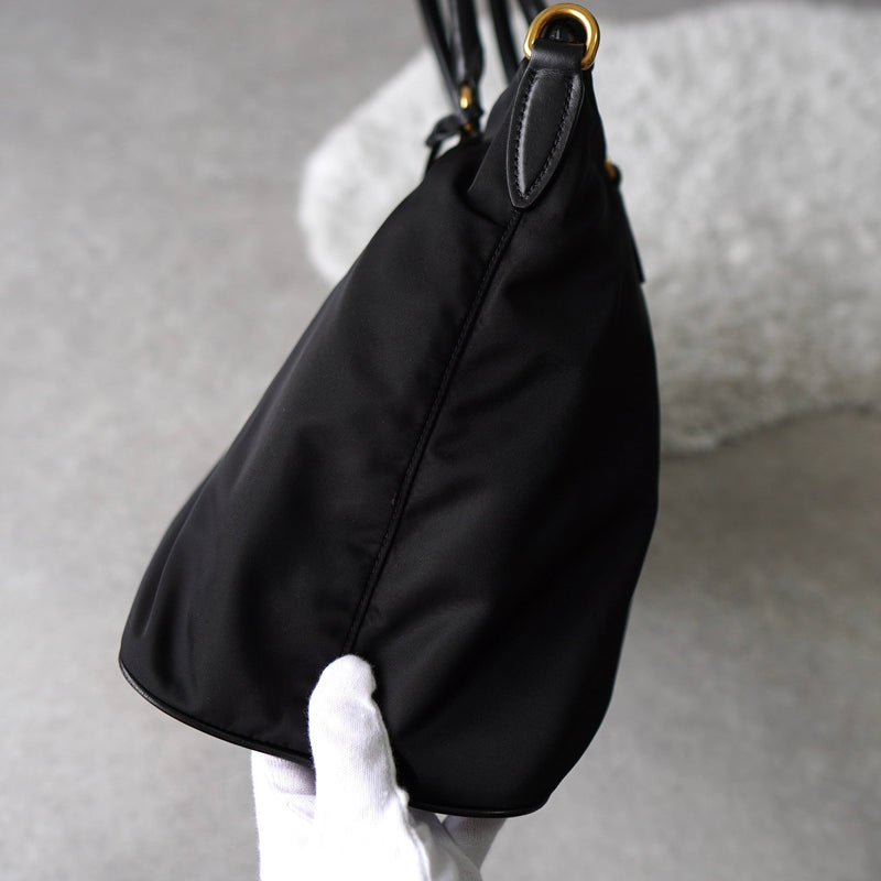 Nylon Hand Bag - NEWSED
