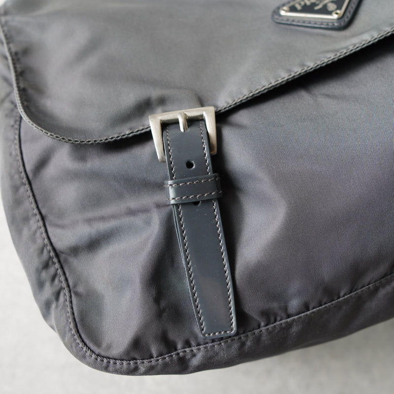 Nylon messenger shoulder bag - NEWSED