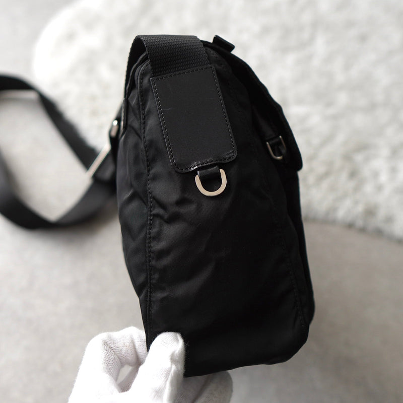 Nylon Shoulder Bag｜Made in Italy - NEWSED