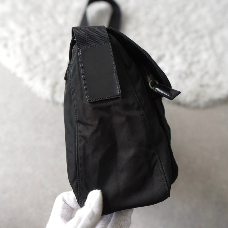 Nylon Shoulder Bag｜Made in Italy - NEWSED