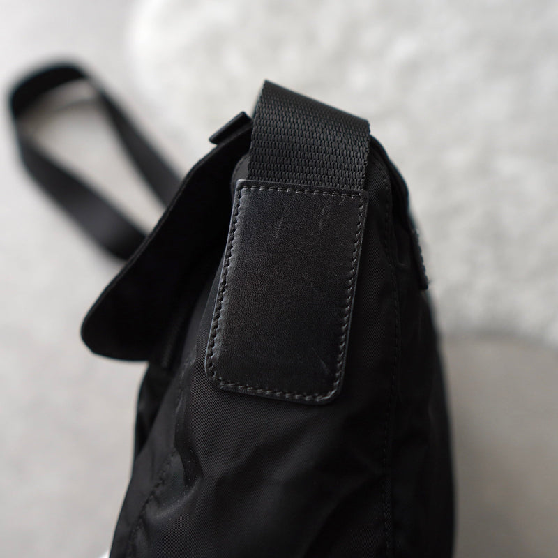 Nylon Shoulder Bag｜Made in Italy - NEWSED