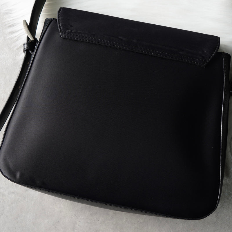 バレンシアガ BBロゴ ナイロン / レザー ワンショルダーバッグ ハンドバッグ ブラック