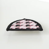 クリスチャン ディオール ブローチ ノベルティ ピンク ブラック - NEWSED