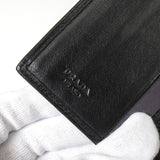 プラダ ギャザー ナッパレザー 二つ折り財布 ブラック - NEWSED