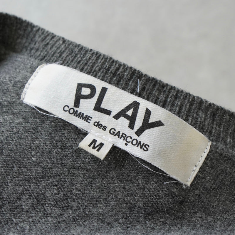 プレイ コムデギャルソン ハートロゴ カーディガン グレー レディース - NEWSED