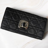 クリスチャン ディオール カナージュ ターンロック ナイロン / レザー 長財布 ブラック レディース - NEWSED