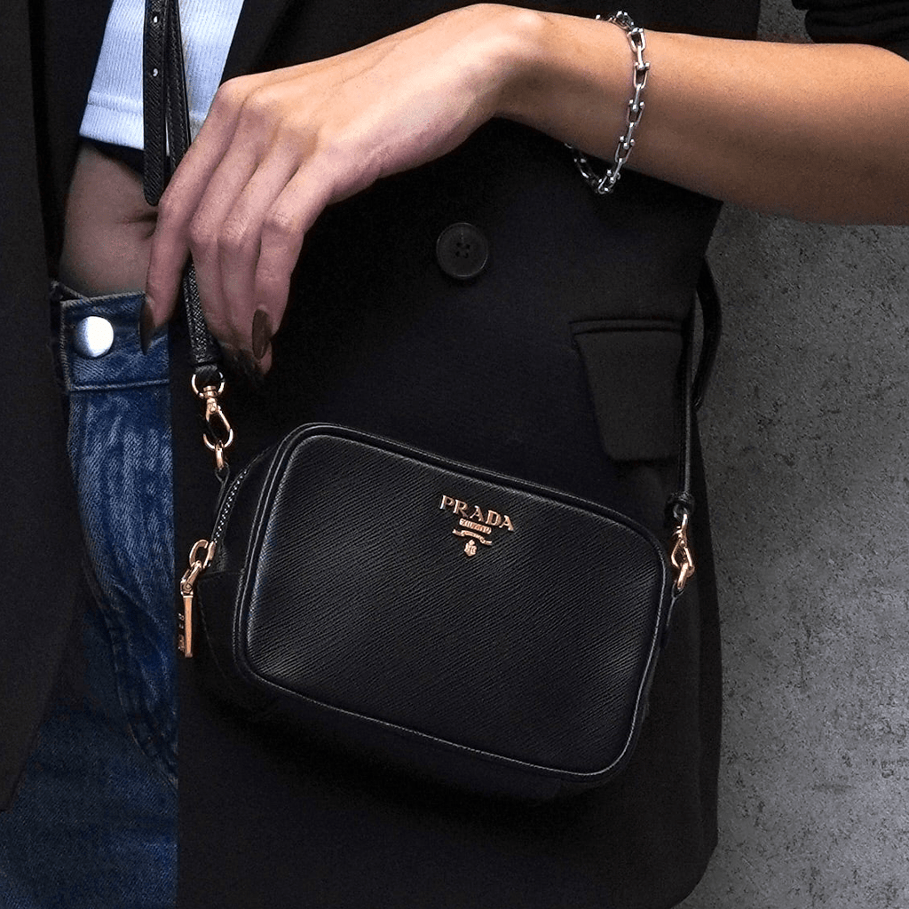 プラダ サフィアーノ レザー ミニ ショルダーバッグ ポシェット