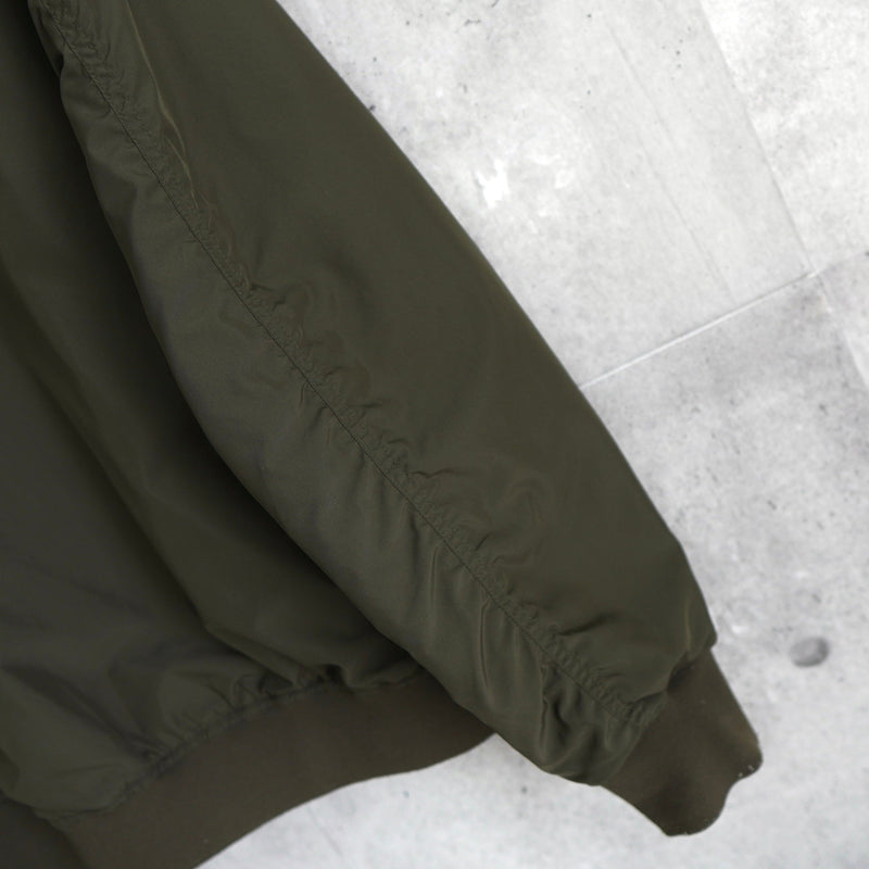 ラコステ リバーシブル ブルゾン ロゴパッチ ブラック/カーキ - NEWSED