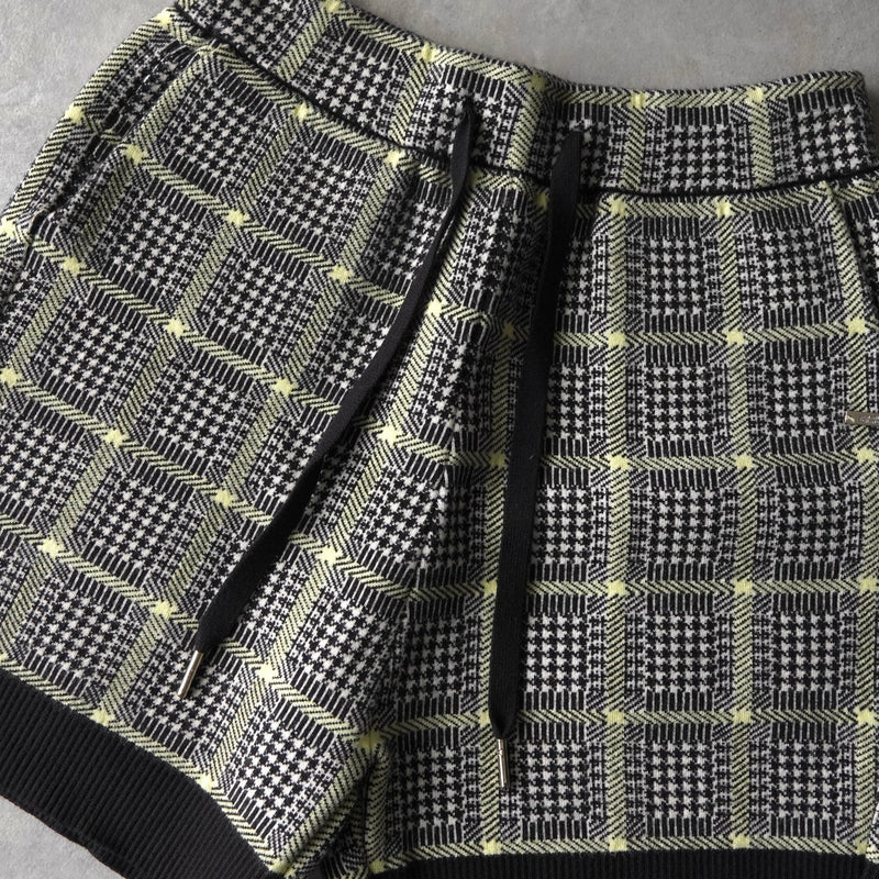 アルマーニ エクスチェンジ 千鳥格子柄 ニット セットアップ カーディガン ショートパンツ レディース グレー - NEWSED