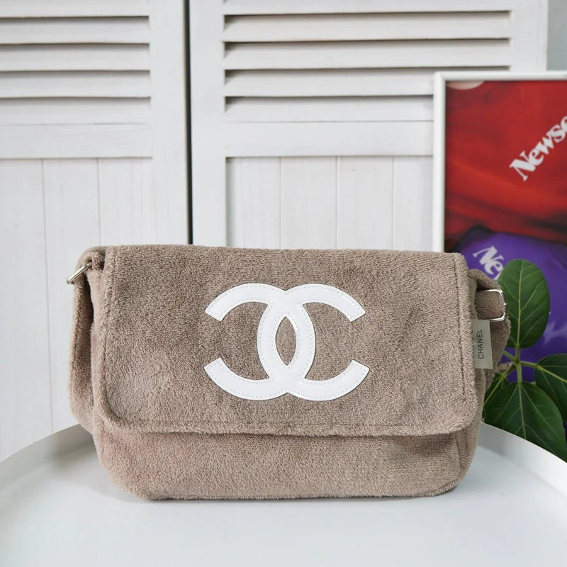 シャネル　CHANEL ショルダーバッグ　ベージュ　ノベルティ シャネル ココマーク パイル地 ノベルティ ショルダーバッグ ベージュ